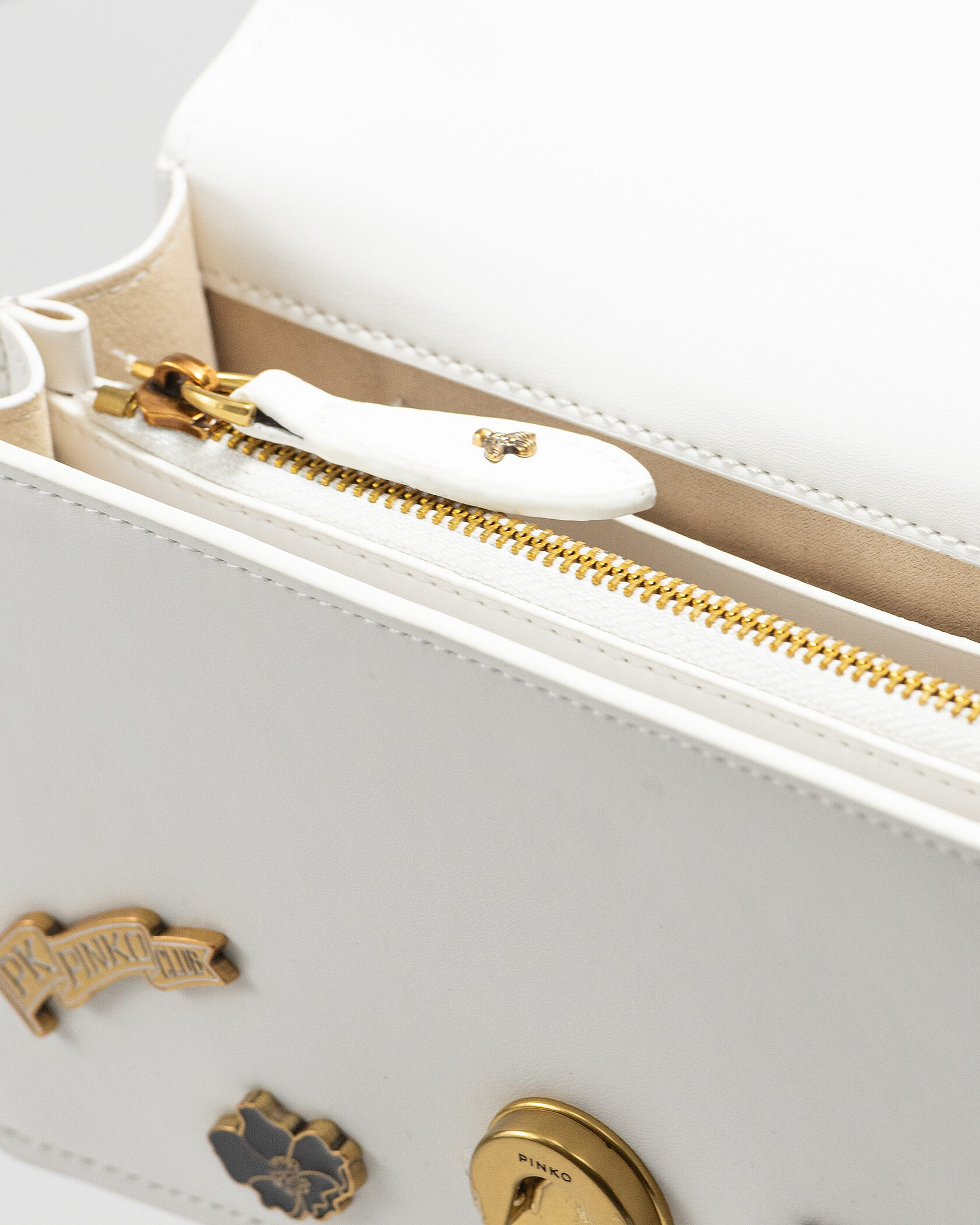 Pinko Mini Love Bag One Simply With Enamel Pin White - 13