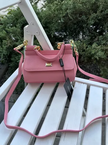 pink mini