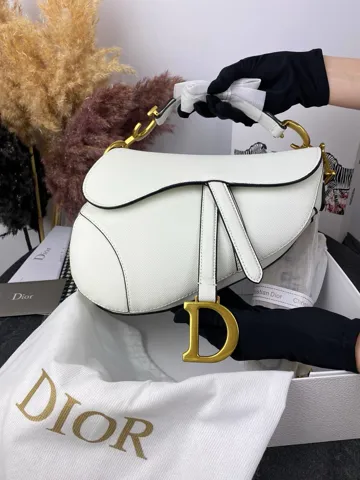 Dior Saddle Milk Texture