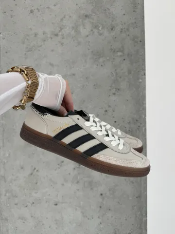 Adidas spezial