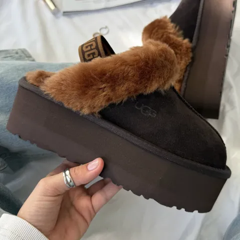 UGG Funkette