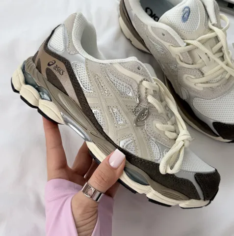 ASICS