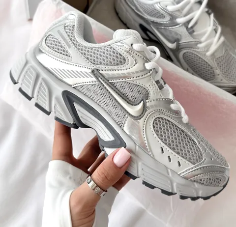 Nike Zoom V5