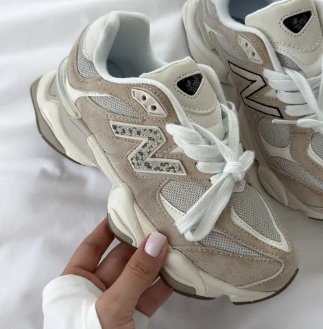 New Balance 9060