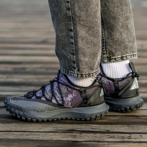Nike ACG Mountain Fly Low Black Blue