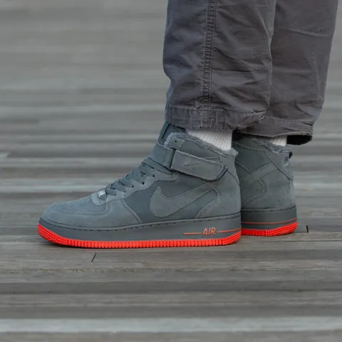 Nike Air Force Winter Grey Red
