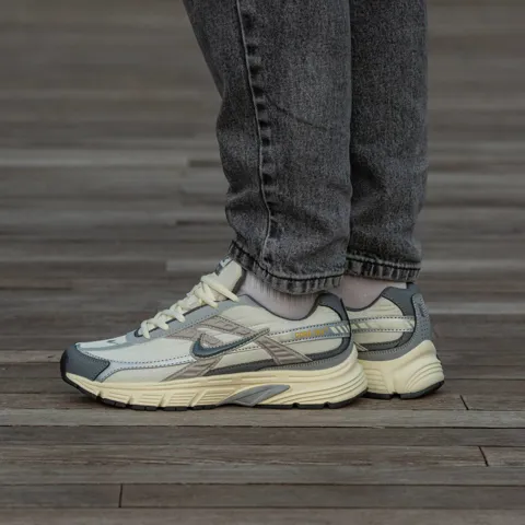 Nike Initiator Gore-Tex Beige