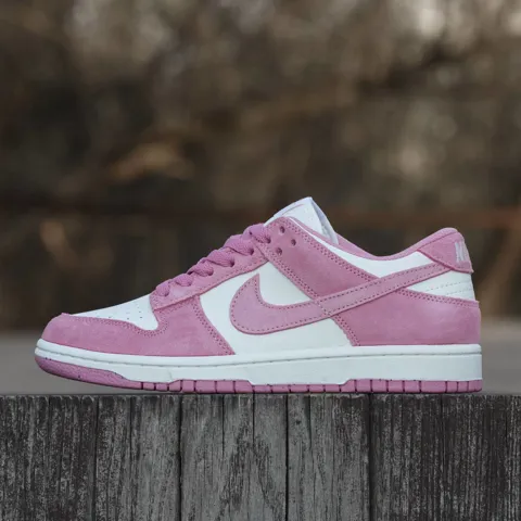 Nike SB Dunk Low Pink Suede