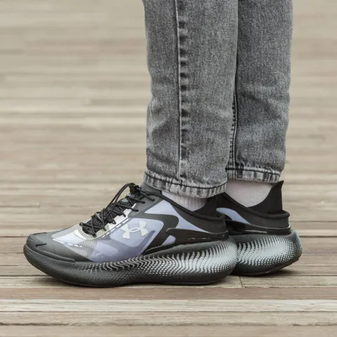Under Armour Echo Black White