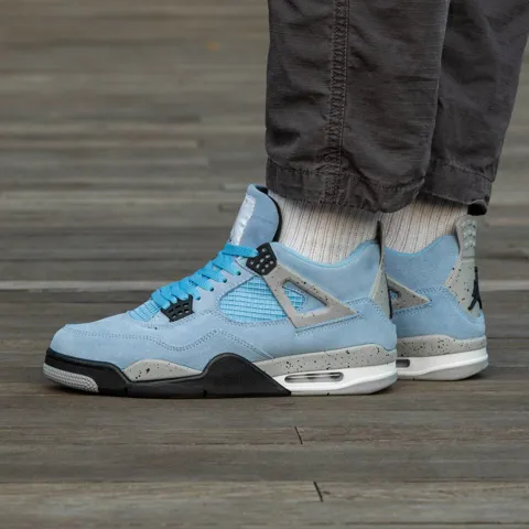 Air Jordan Retro 4 SE University Blue Tech Grey White