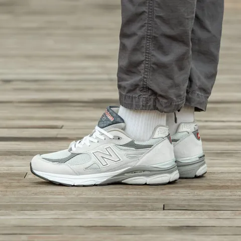 New Balance 990 v3 White\Grey