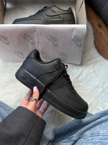 Air Force 1 Low Black Premium
