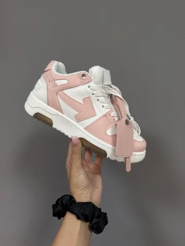 OFF WHITE OUT OF OFFICE | BLUSH PINK / WHITE