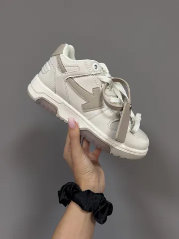 OFF WHITE OUT OF OFFICE | TAUPE / OFF WHITE