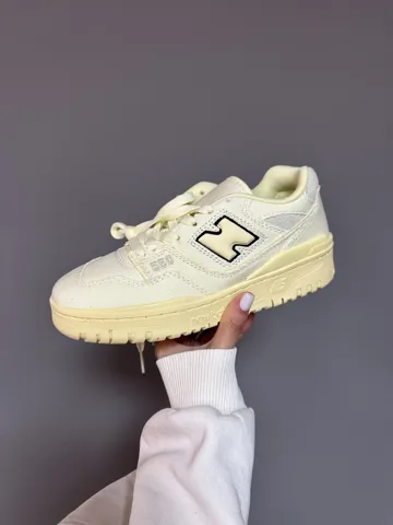NEW BALANCE 550 CONVERSATION AMONGST US (р)