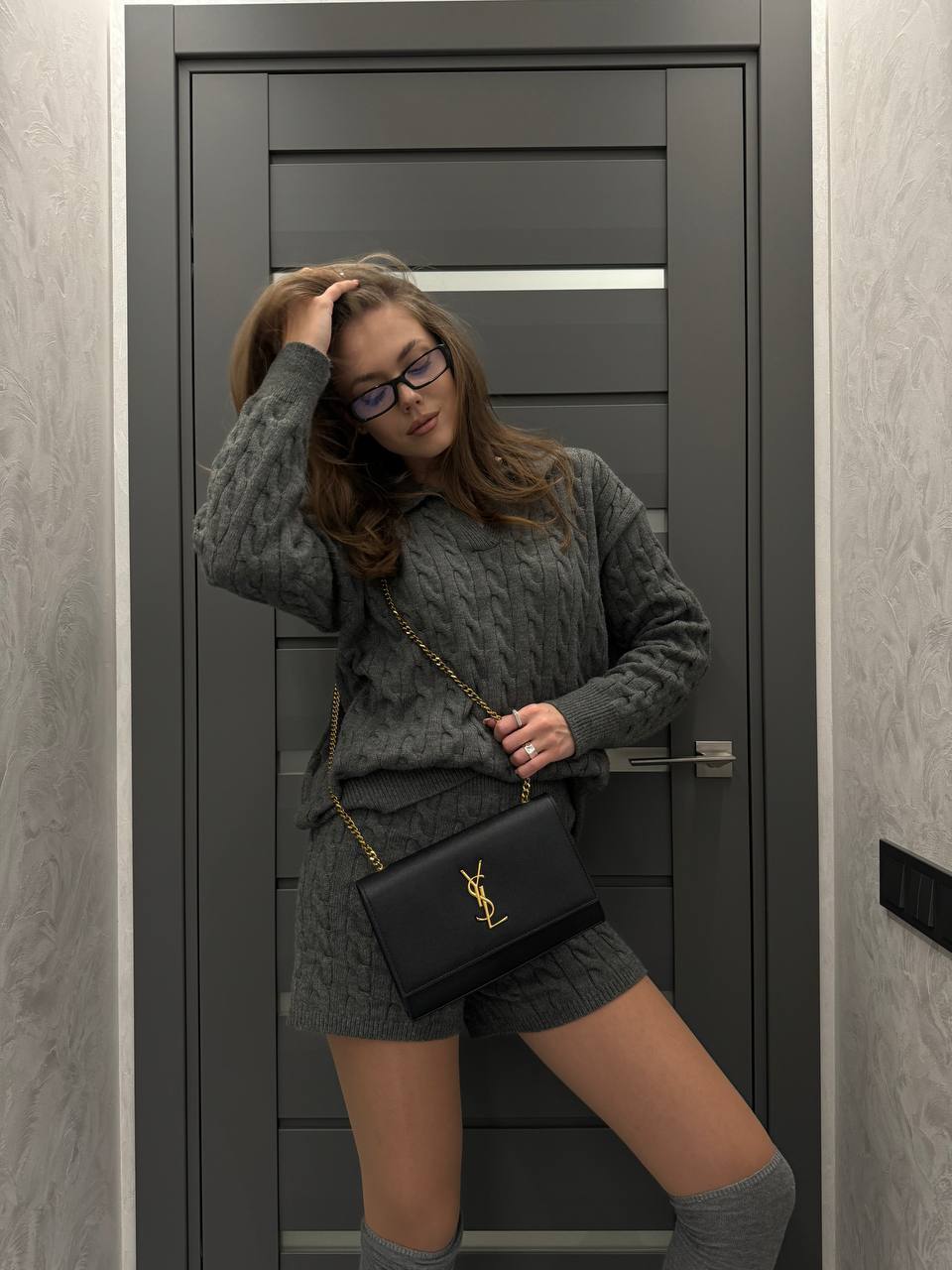 Saint Laurent Cassandra Small Shoulder Bag in Black Leather with Gold Hardware - 9