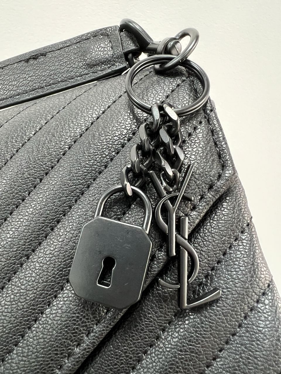 Saint Laurent College Medium in Quilted Leather Black/Black - 4