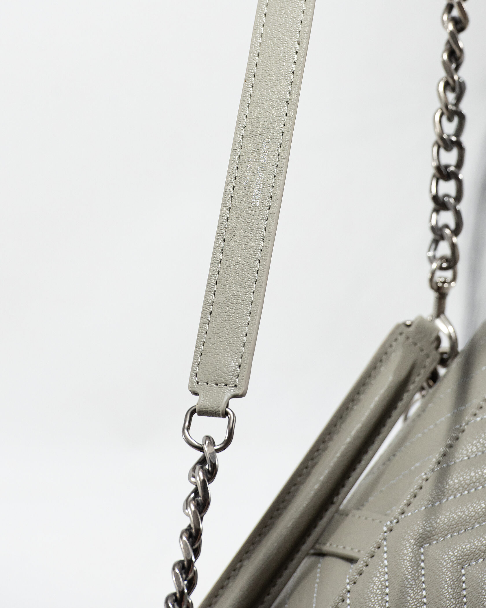 Saint Laurent College Medium in Quilted Leather Grey/Silver - 13