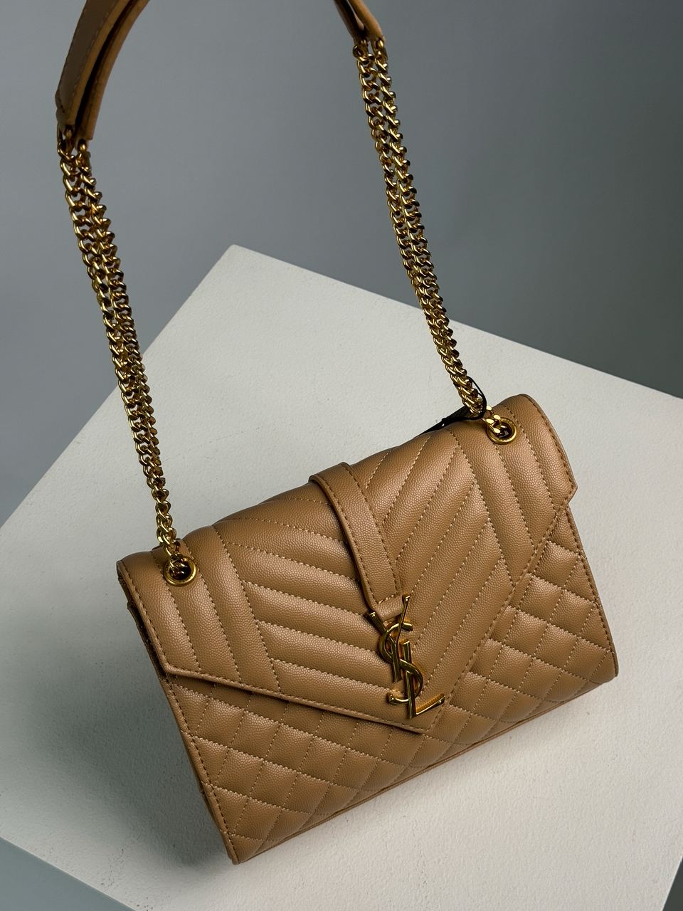 Saint Laurent Envelope Medium In Quilted Leather Beige - 6