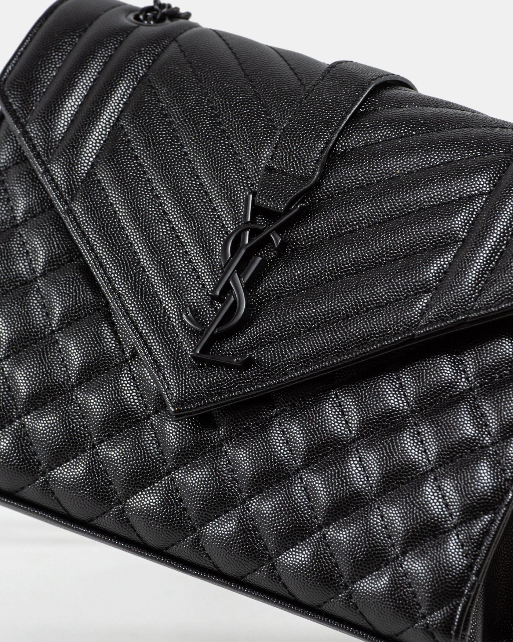 Saint Laurent Envelope Medium In Quilted Leather Black - 6