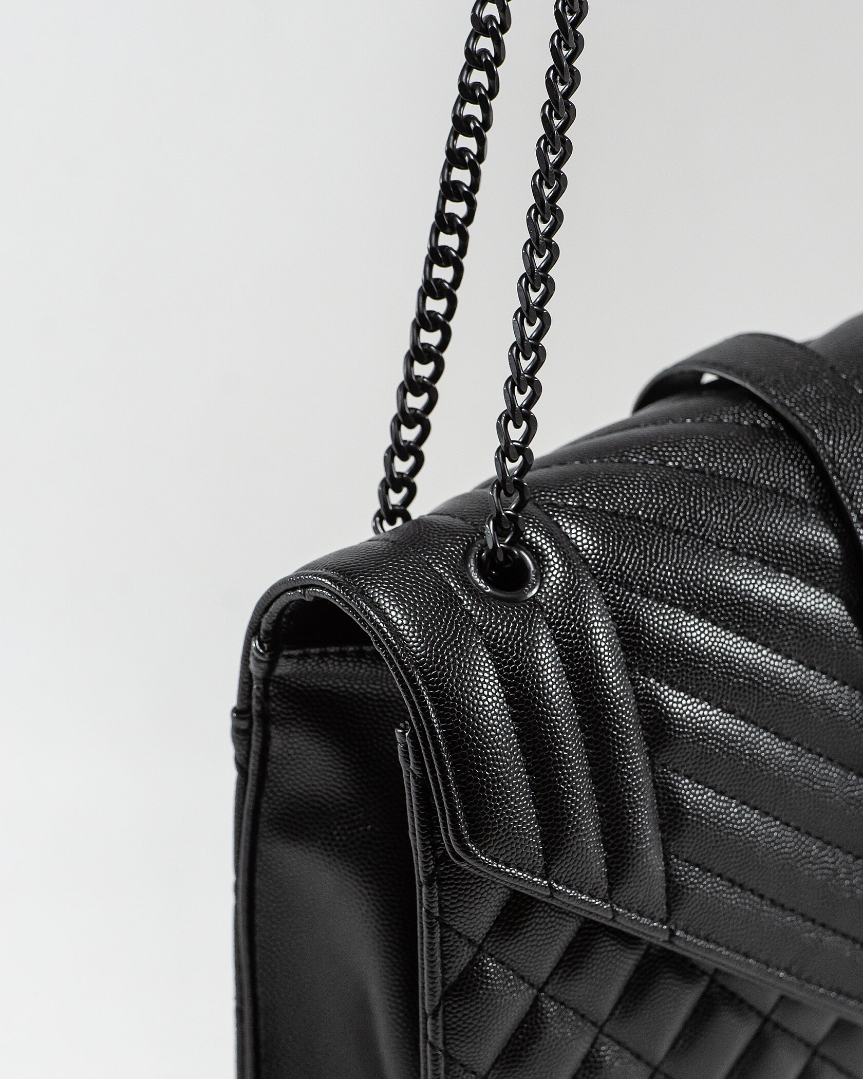 Saint Laurent Envelope Medium In Quilted Leather Black - 8