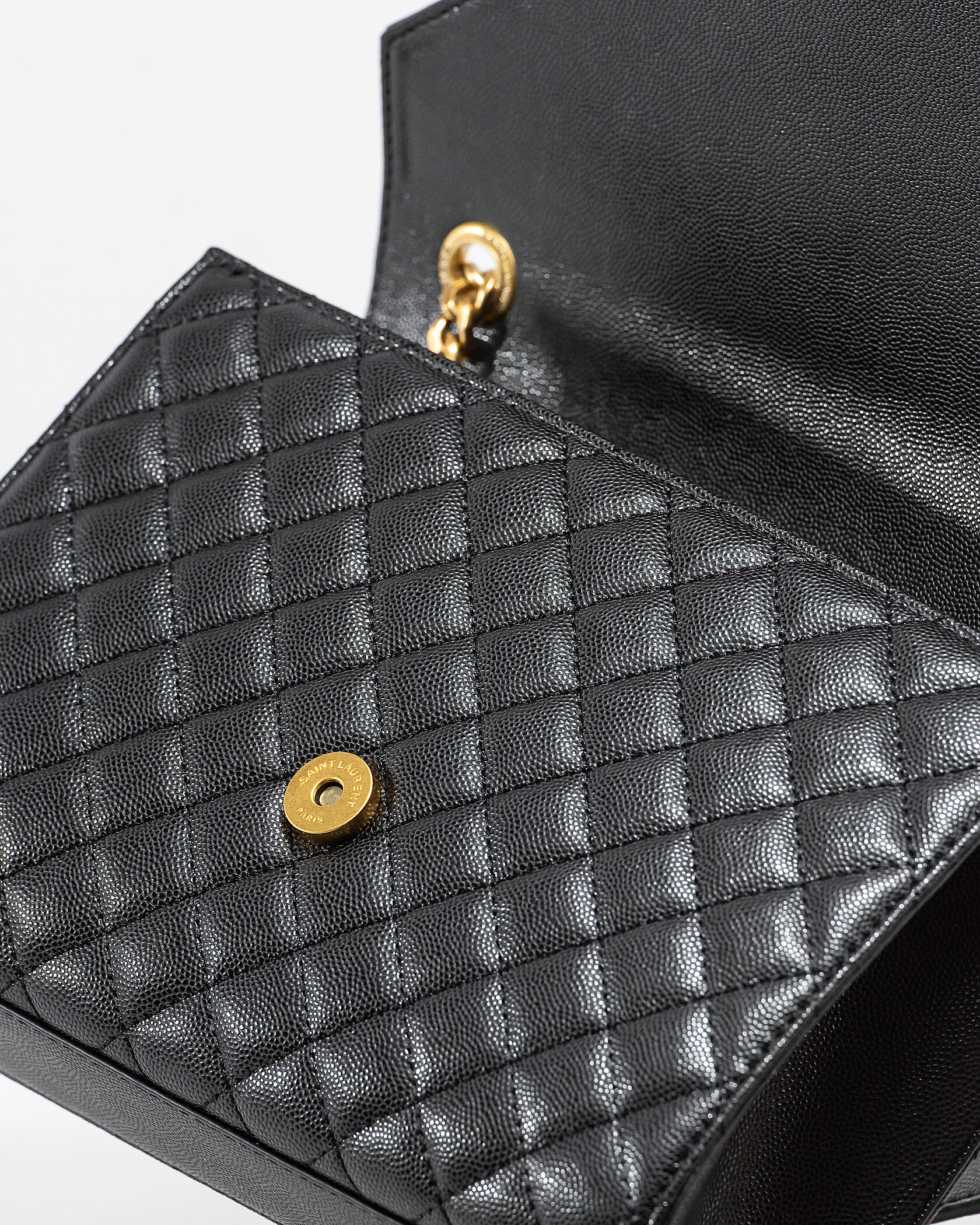 Saint Laurent Envelope Medium In Quilted Leather Black/Gold - 13