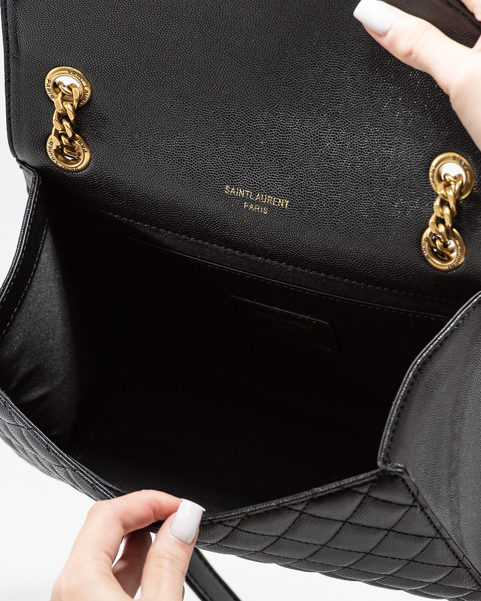 Saint Laurent Envelope Medium In Quilted Leather Black/Gold - 14