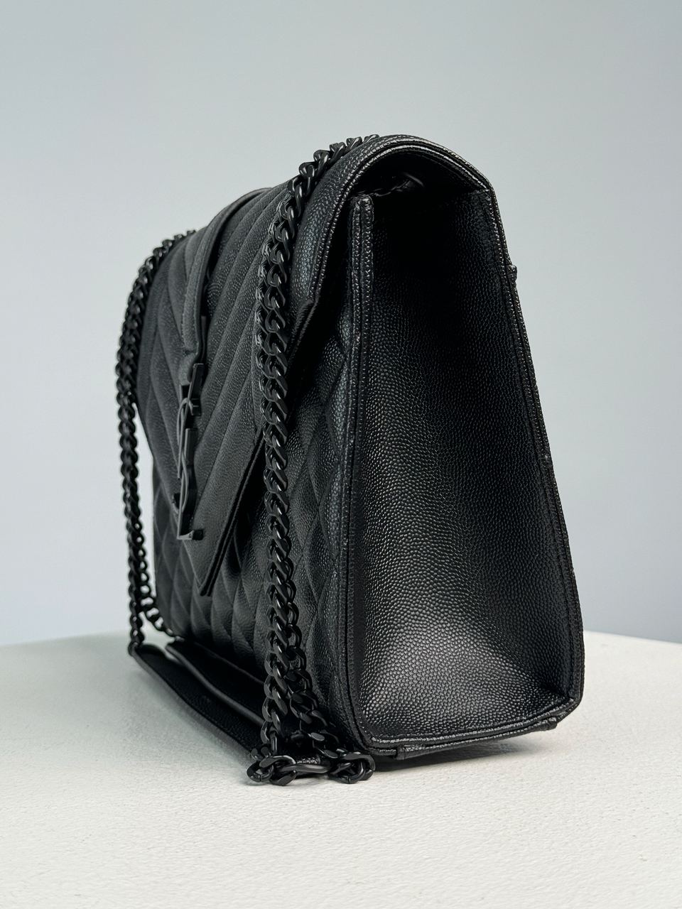 Saint Laurent Envelope Medium In Quilted Leather Black - 15