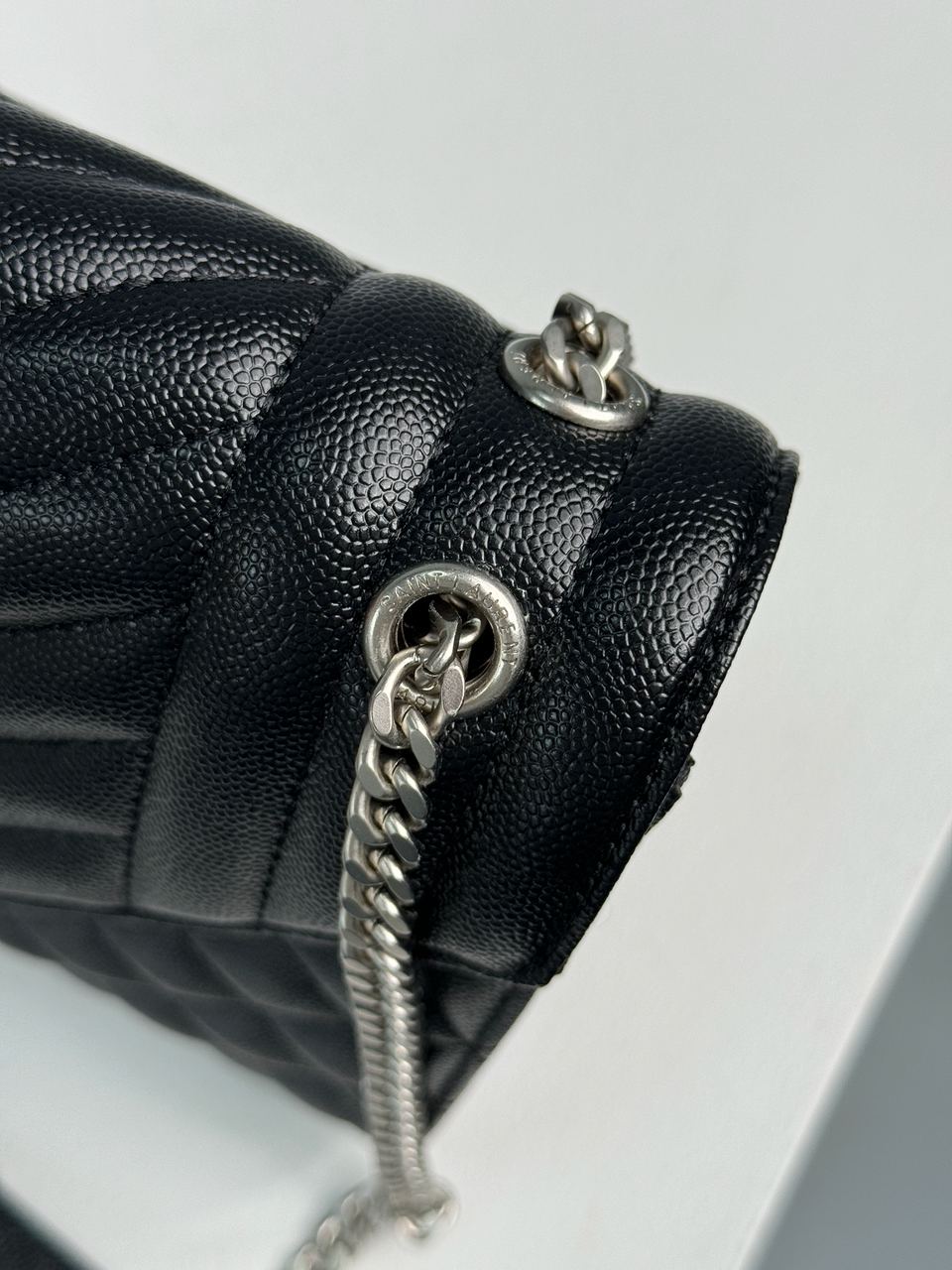 Saint Laurent Envelope Medium In Quilted Leather Silver - 19