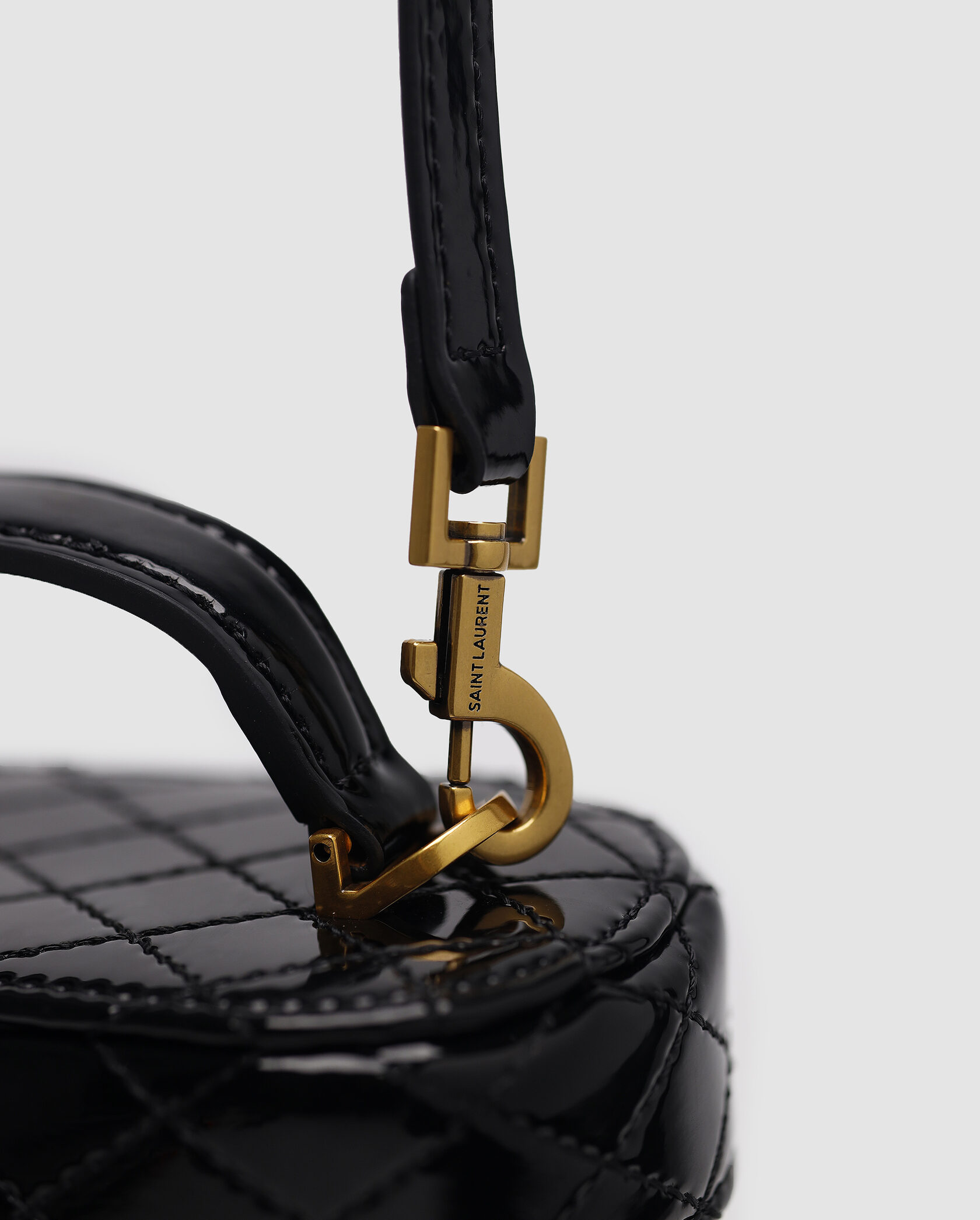 Saint Laurent Gaby Vanity Lacquered Leather Shoulder Bag Black - 10