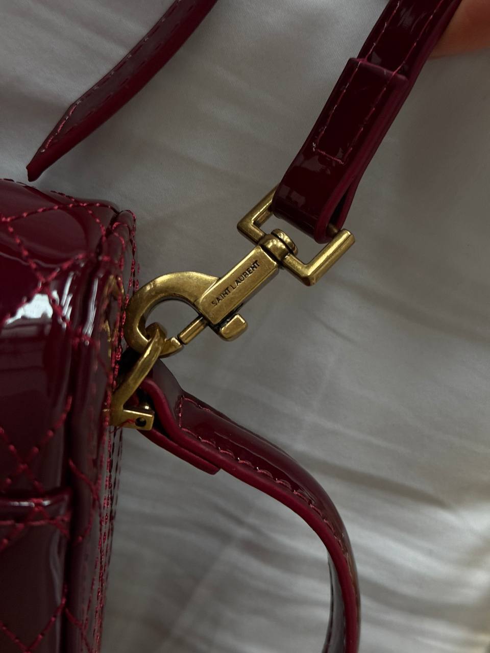 Saint Laurent Gaby Vanity Lacquered Leather Shoulder Bag Red - 12