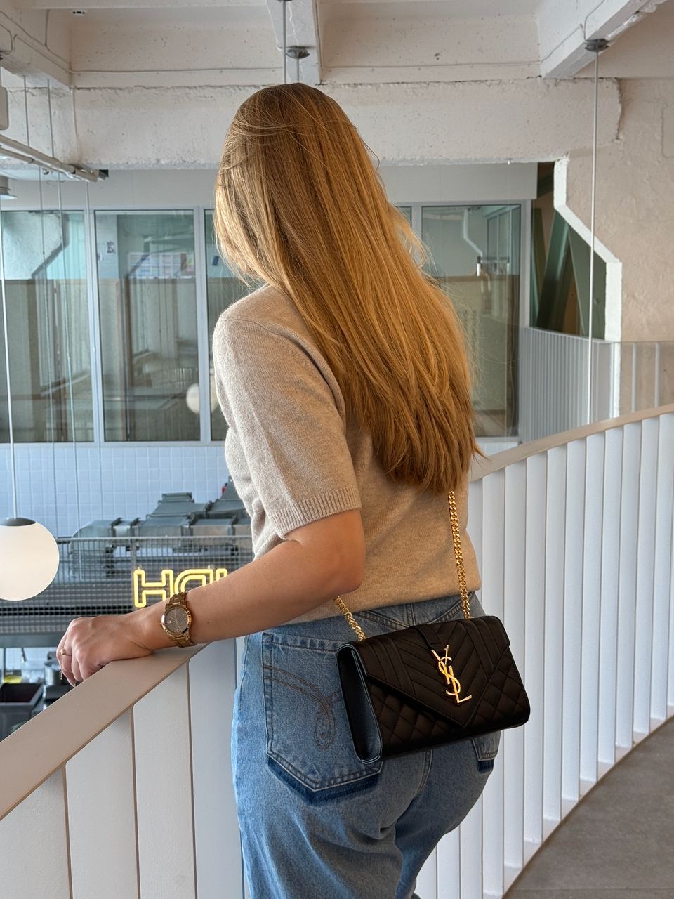 Saint Laurent Leather Envelope Chain Bag - 6