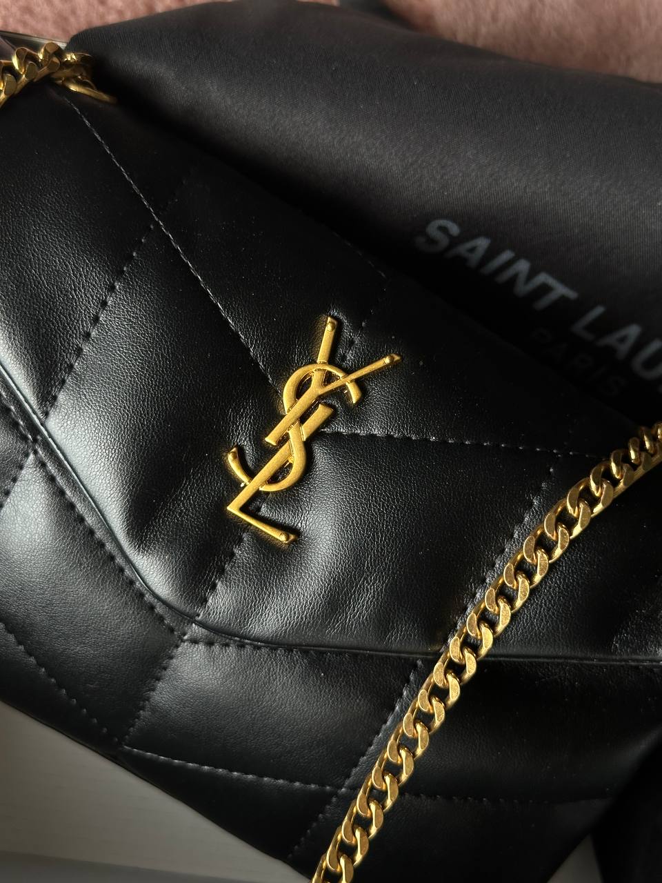 Saint Laurent Loulou Chain Bag In Black - 4