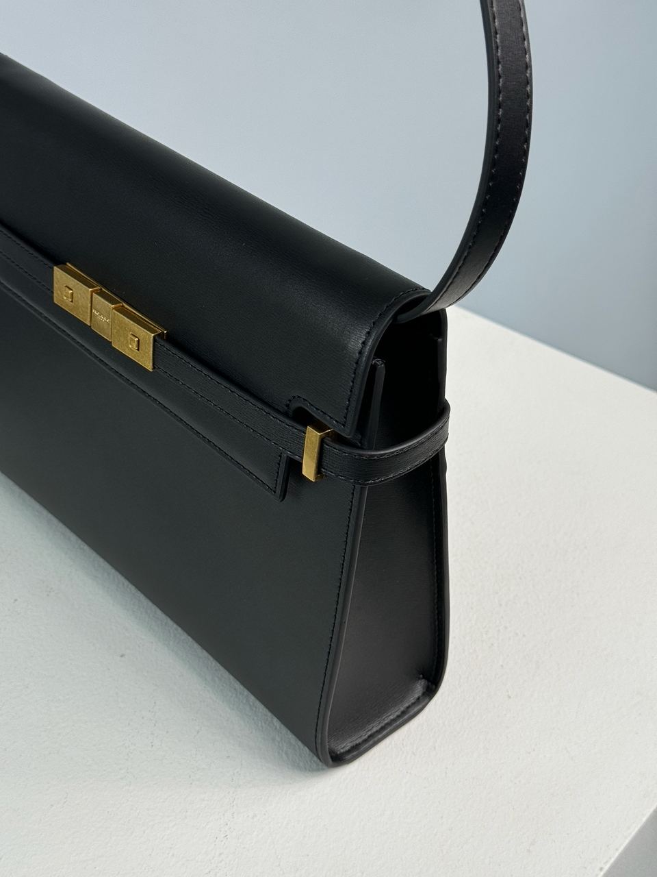 Saint Laurent Manhattan Large Leather Shoulder Bag Black - 14