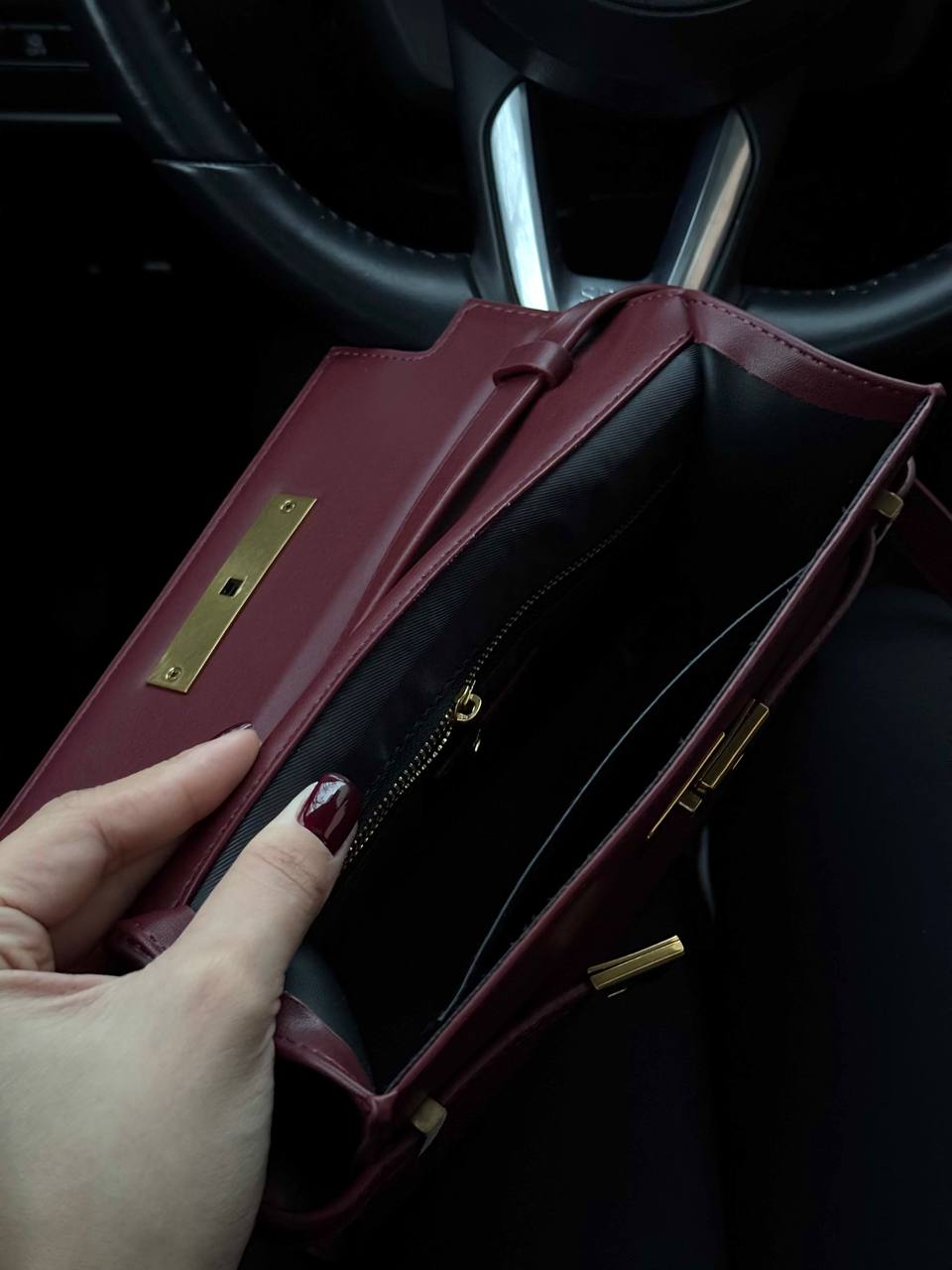 Saint Laurent Manhattan Medium Leather Shoulder Bag Burgundy - 14