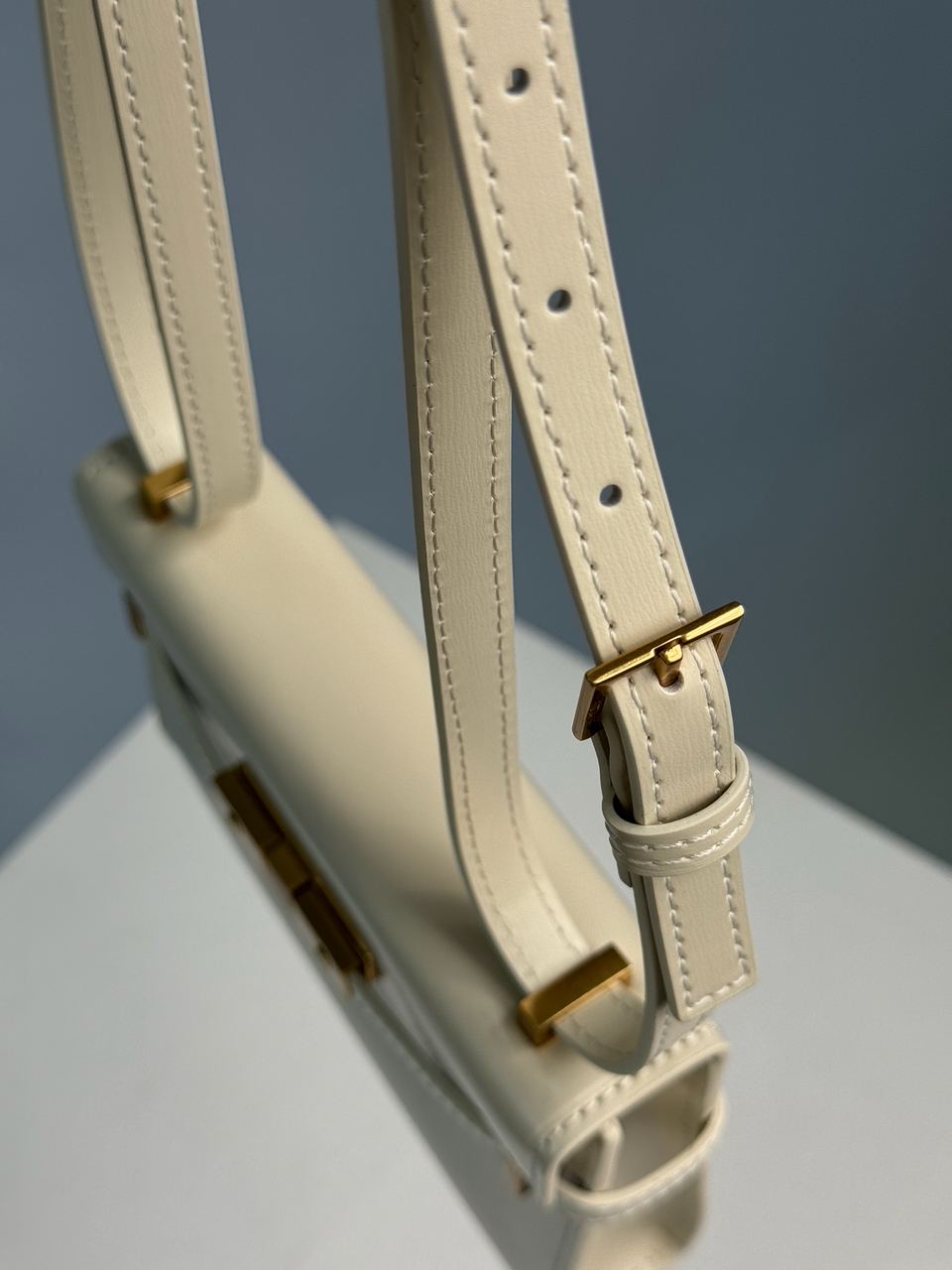 Saint Laurent Manhattan Mini Leather Shoulder Bag Cream - 21