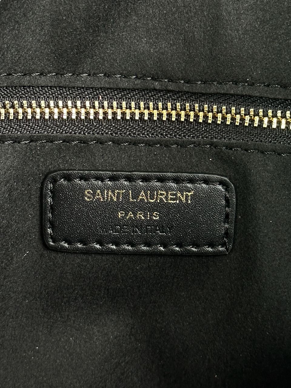 Saint Laurent Niki Besace in Leather Black/Gold - 15