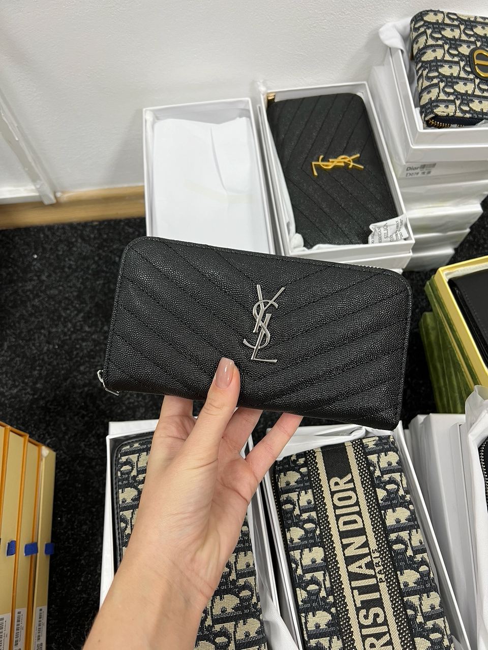 Saint Laurent Plain Leather Long Wallet Black/Silver - 6