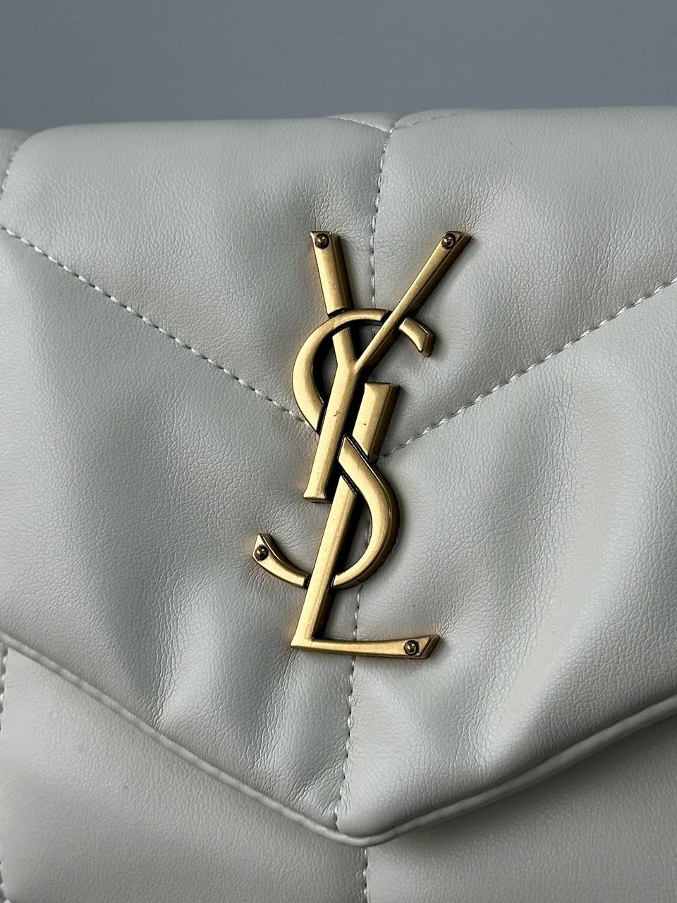 Saint Laurent Puffer Small in Nappa Leather Cream Gold Chain - 3