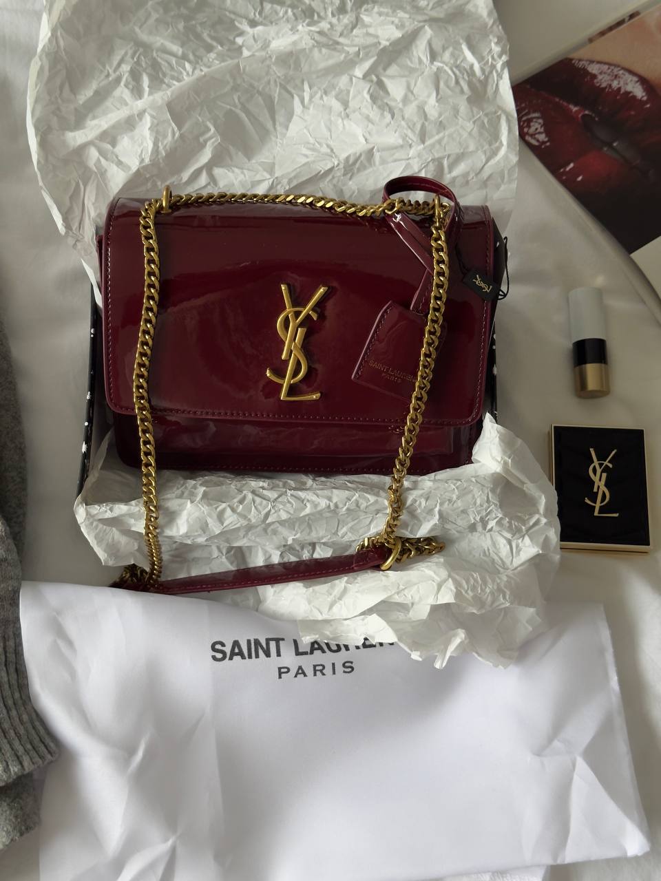 Saint Laurent Sunset Lacquered Leather Burgundy - 2