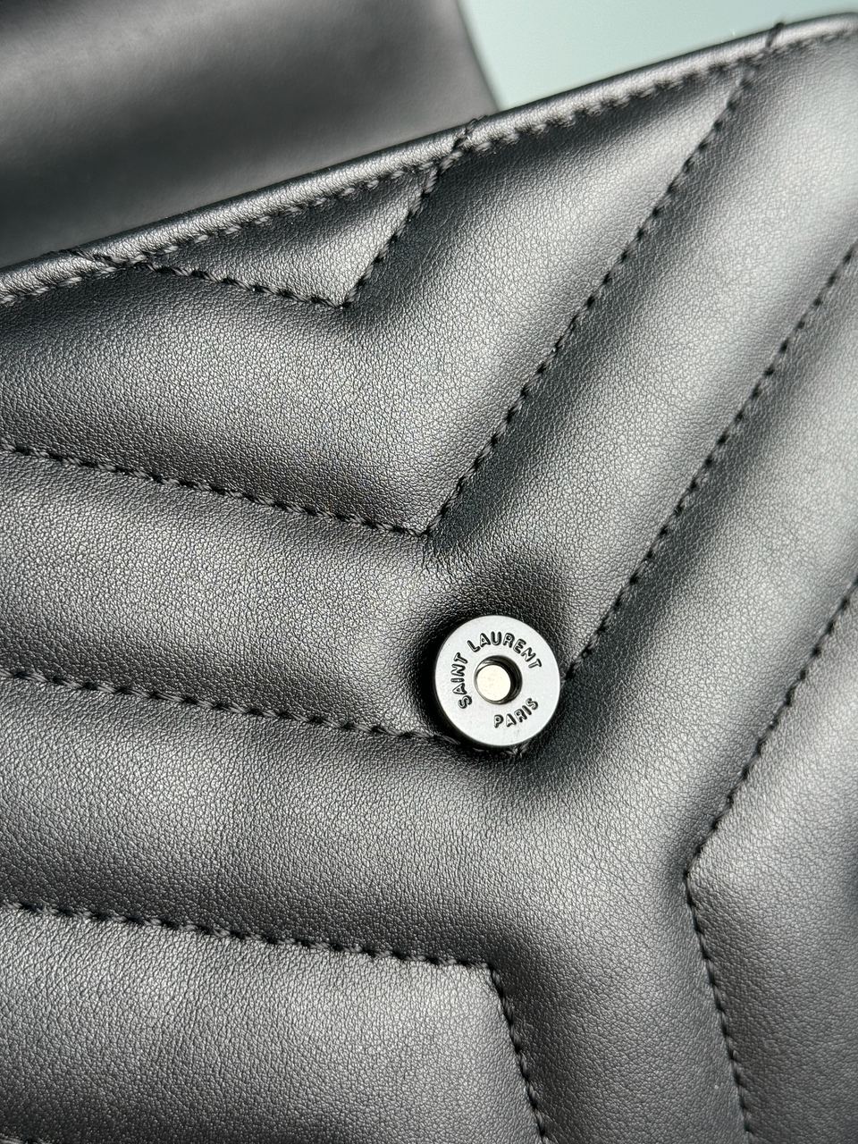 Saint Laurent Toy LouLou In Quilted Leather Black/Black - 21