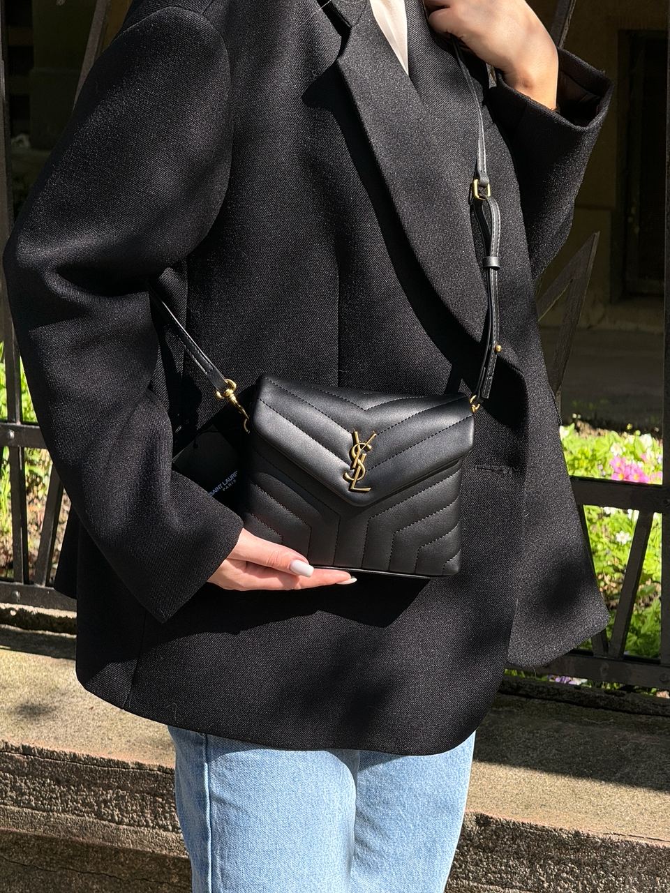 Saint Laurent Toy LouLou In Quilted Leather Black/Gold - 12