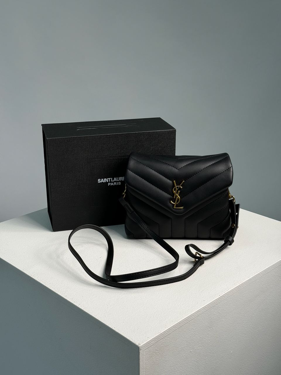 Saint Laurent Toy LouLou In Quilted Leather Black/Gold - 5