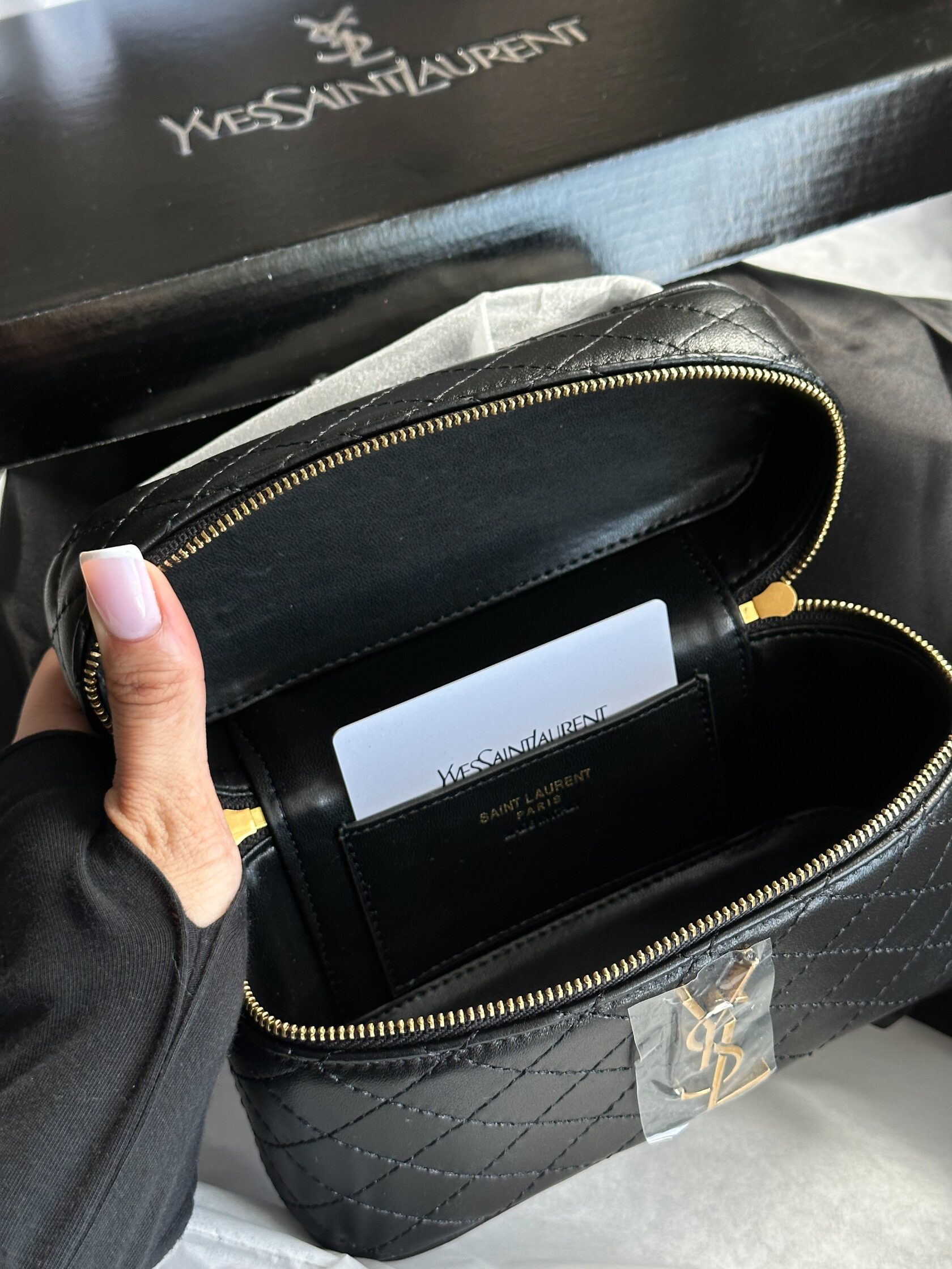Saint Laurent Vanity Case Mini Black - 10