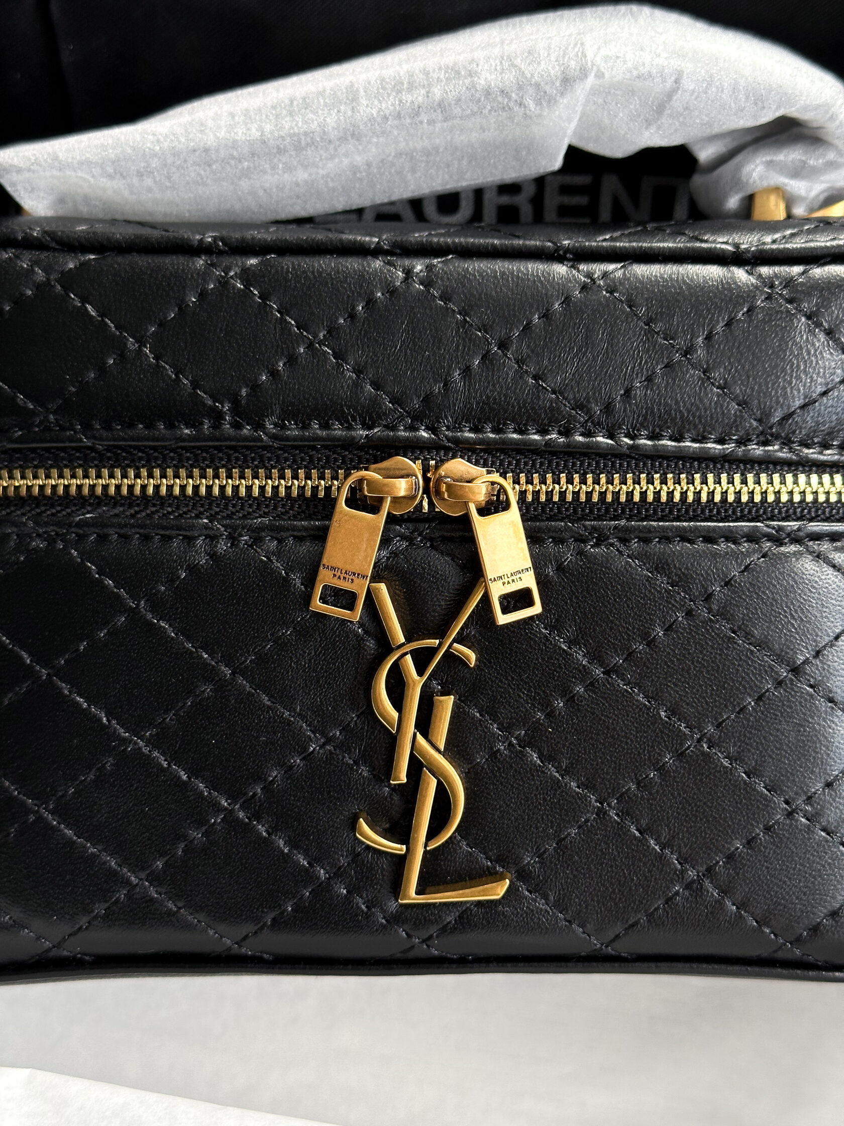 Saint Laurent Vanity Case Mini Black - 8