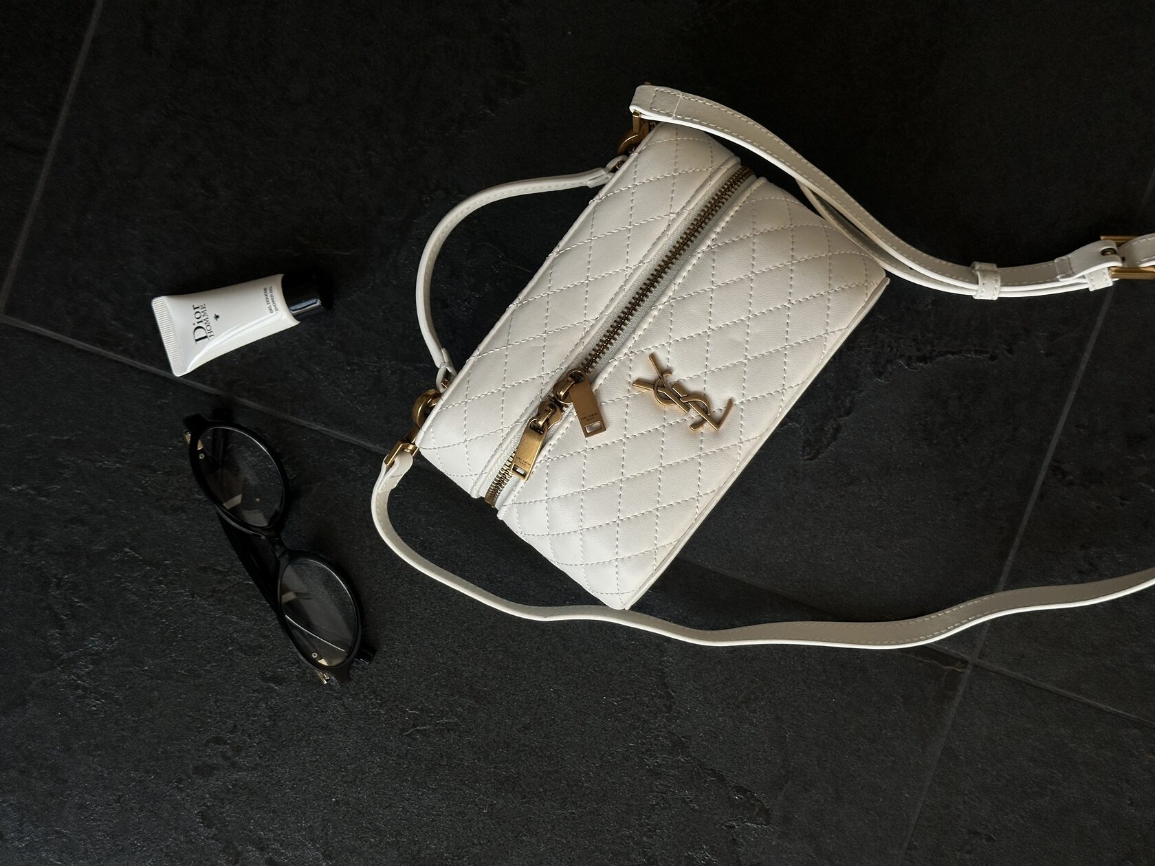 Saint Laurent Vanity Case Mini White - 2