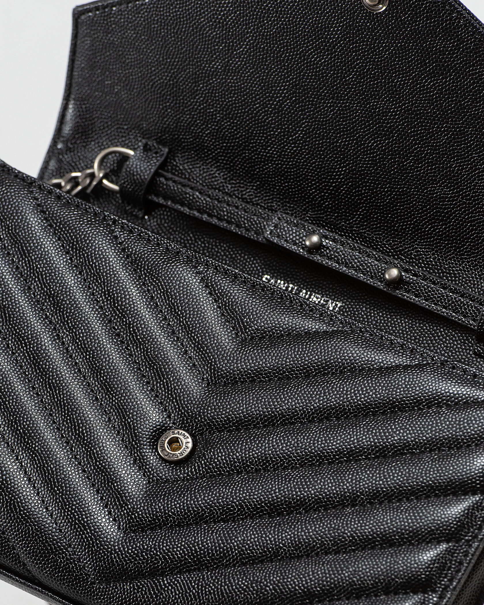 YSL Cassandre Matelasse Chain Wallet In Grain De Poudre Embosse - 10