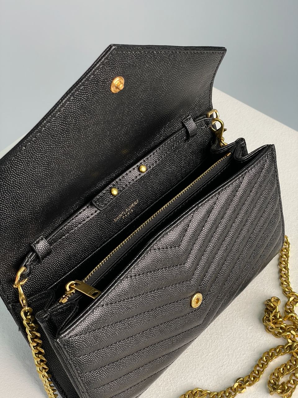 YSL Cassandre Matelasse Chain Wallet In Grain De Poudre Embossed Leather - 32