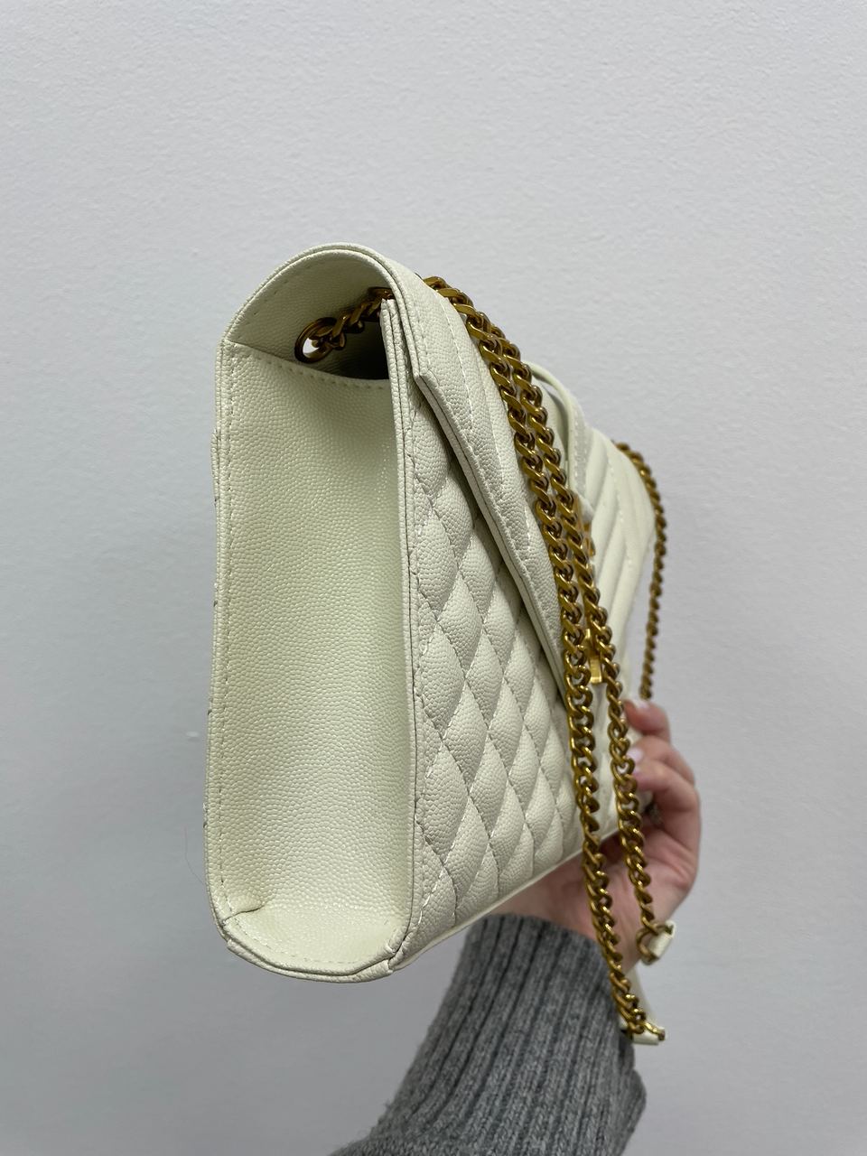 YSL Envelope Medium In Quilted Grain De Poudre Embossed Leather - 12