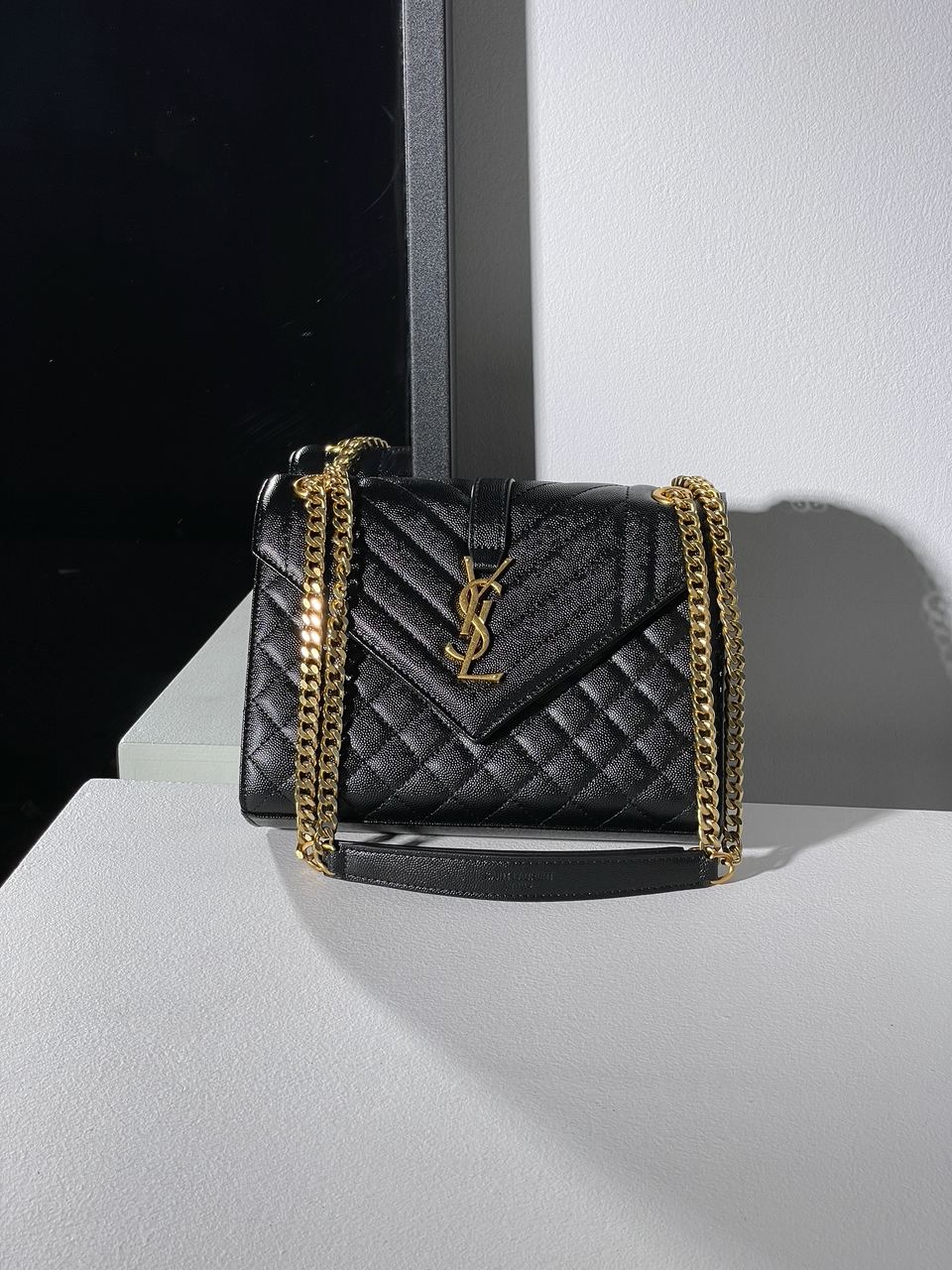 Yves Saint Laurent Envelope Medium In Quilted Grain De Poudre Embossed Leather - 3